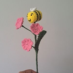 Crochet bumble bees
